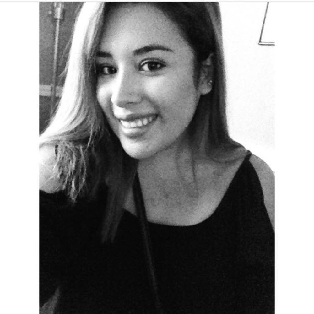 Meet your Posher, Mia